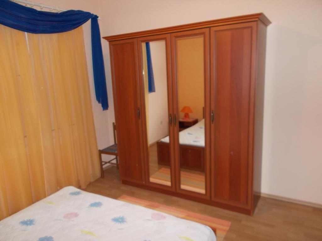 Apartments Makaus Kampor Room photo